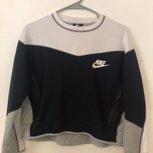Nike Crop Crewneck